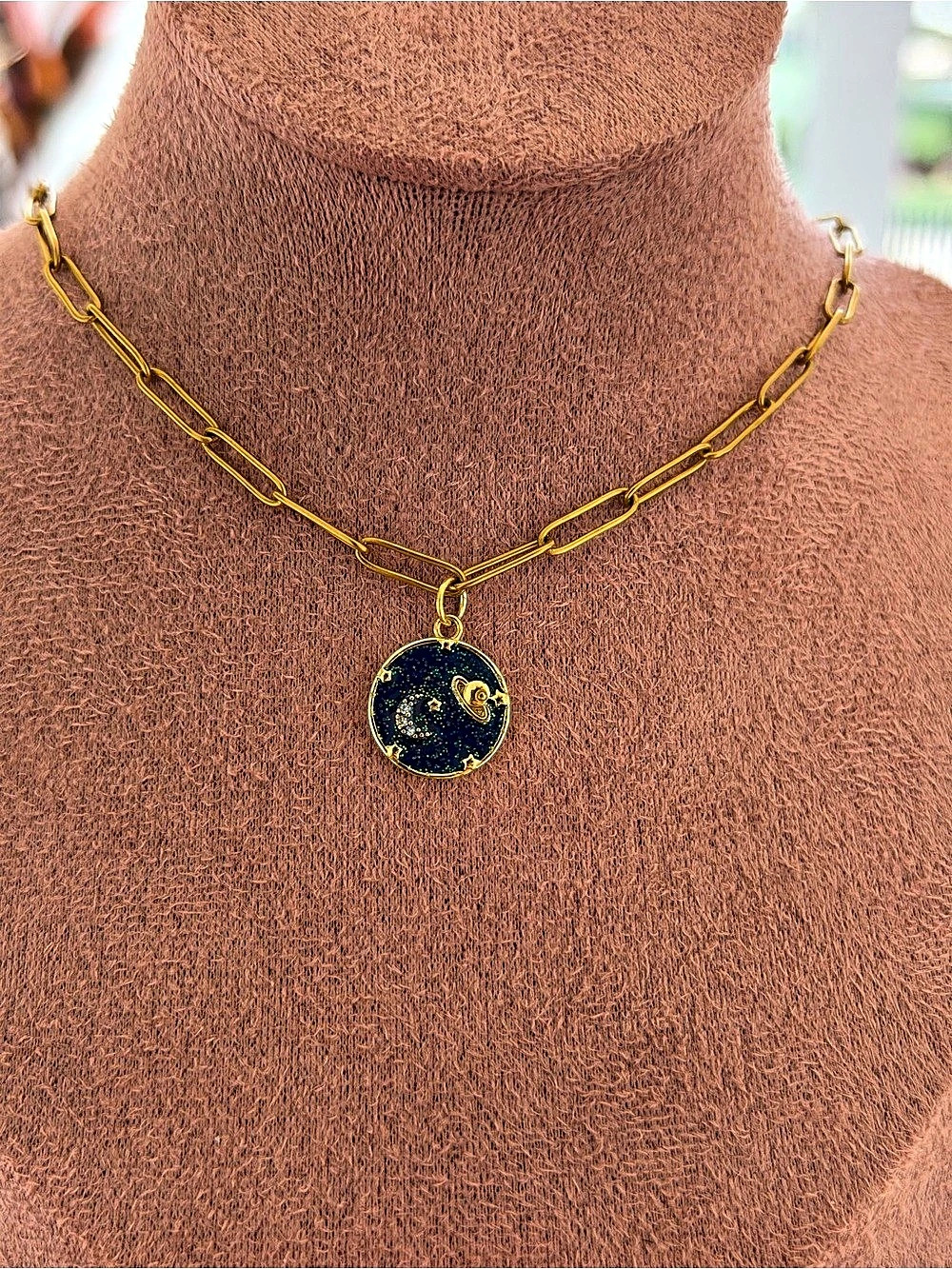 Pendant Necklace in Gold & Blue Like New